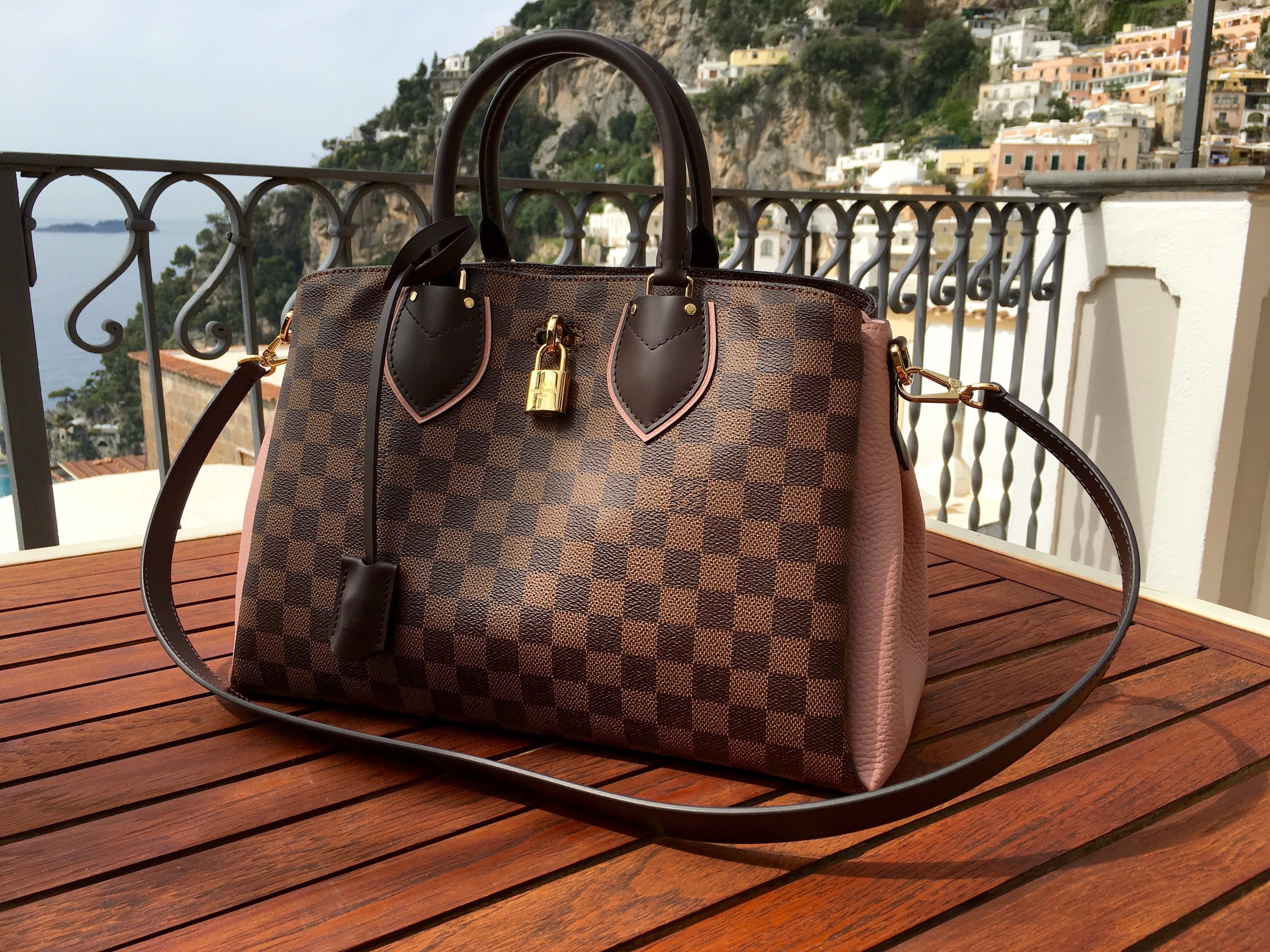 Does Louis Vuitton Repair Bags  Handbagholic